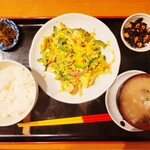 Okinawaryouri Shimaumui - ゴーヤチャンプルー定食（860円）