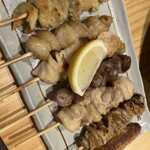 旨い馬肉とレモンサワー 銀邸酒場 - 串焼き7点盛り