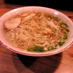 赤跳馬 - 讃岐醤油ラーメン（大）