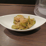 担担麺 胡 - 自家製ザーサイ 180円