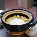 山猫軒 - 伊賀焼きで炊いた栗ご飯