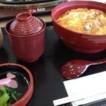 Oyakodon Hotsukoriya - 親子丼と卵カップのデザート