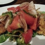 ヘンドリクス カリー バー - 豚ヒレカツとトマト