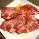 赤身肉専門 焼肉とステーキのはざま - 