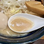 五ノ神水産 - 「らーめん銀だら搾り」のスープ
            2023年10月2日
