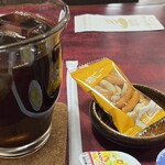 ミッキー - 豆菓子も付いてます