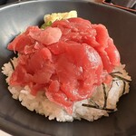 王様のまぐろ食堂 - 本鮪中落ち丼