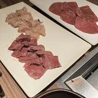 焼肉うしごろ 新宿三丁目店 - 