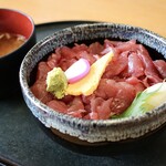 寿司吉 - まぐろ中落ち丼(1,300円)