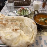 KUMARI 南阿佐谷店 - サラダとラッシーのセット（プラス180円）