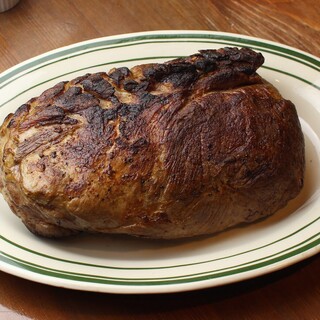 栄えある受賞歴をもつ高品質な「大麦仕上三元豚」を使用