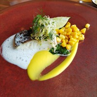 ザ タヴァン グリル＆ラウンジ - 