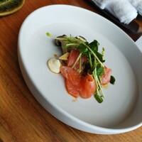 ザ タヴァン グリル＆ラウンジ - 