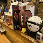 カフェ＆スポーツバー ジュゲム - お店では様々なスポーツ中継が！