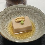 山ばな平八茶屋 - 先付 胡桃豆腐