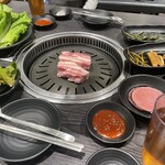 熟成肉専門店 ヨプの王豚塩焼 - 