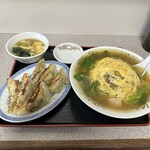 Keirin - 天津飯と餃子
