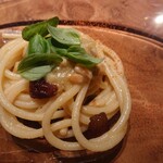 Fujiya 1935 - 右側にパプリカパウダーがかかっている