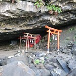 フェニックス・シーガイア・オーシャン・タワー - 波切神社