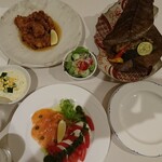 フェニックス・シーガイア・オーシャン・タワー - ご当地グルメ三品