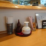 お料理ひろせ - 卓上調味料は必要最低限。