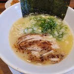 京都拉麺 麺屋 愛都 - ラーメン並