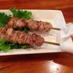 Freestyle Dining E-nNS - 大山鳥のやきとり、串うちはオーナー自らやっています。