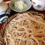 ランチの日替り丼セット「日替り丼（この日はねぎトロ丼）＋半せいろ」（１，０００円）の半せいろ