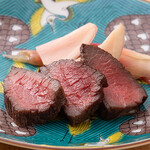 農絆卓恵 地産美食の小皿料理 - 京丹後より 日本鹿もも肉のロースト