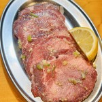 Horumon Yakiniku Tomiya - 