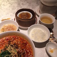 筑紫樓 銀座店 - ご覧ください。これがすべて私の中に〜。