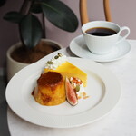 Cafe satsuki - えびすかぼちゃプリン（620円） かぼちゃチーズケーキ（615円） ブラックコーヒー（480円）