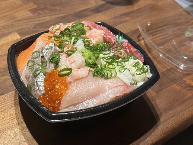 【海鮮丼】 海鮮 丼'z 駒込店 - 駒込/海鮮丼 | 食べログ