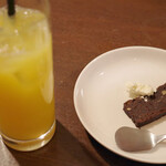 ピザとワイン トリバキッチン グリッツ - マルゲリータランチ