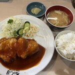 食堂 ゝ月 - ポークチャップ定食