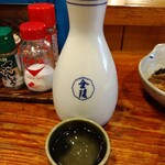 やき鳥三太郎 - 日本酒(大) 830円(税込)(2023年8月9日撮影)