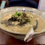 牡蠣と寿司 うみのおきて - 三陸牡蠣熟成醤油ラーメン