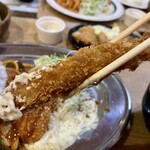 キッチン あずま - 海老フライ♡