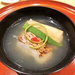 銀座 しのはら - （お碗）瀬戸内の鯛、松茸、冬瓜のすり流し