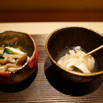 すし玲 - 白バイ貝、きの子のおひたし