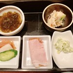 Restaurant Hibiki - もずく、漬物、ロースハム、ポテサラ、ワサビ漬け