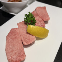 仙台牛焼肉 花牛 - タン