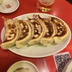 本格餃子 包 - 