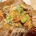 Owarisambun - 恵那鶏の朴葉みそ焼き（¥1,540）（税込）