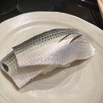 小笹寿し - 小肌は2枚重ねで美味しい