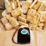 柴田米穀店 - こんぶおにぎり、オリーブの煎餅
