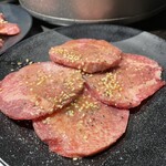 Tabenomihoudai Yakiniku Dainingu Chikaraya - 