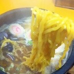 屋台ら～めん壱番 - コシの超強い中太縮れ麺