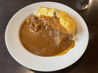 ビストロ ヴォージュ - ポークと茄子のオムレツカレー