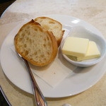 アニヴェルセル カフェ - 【結婚記念日ディナーコース】バゲット